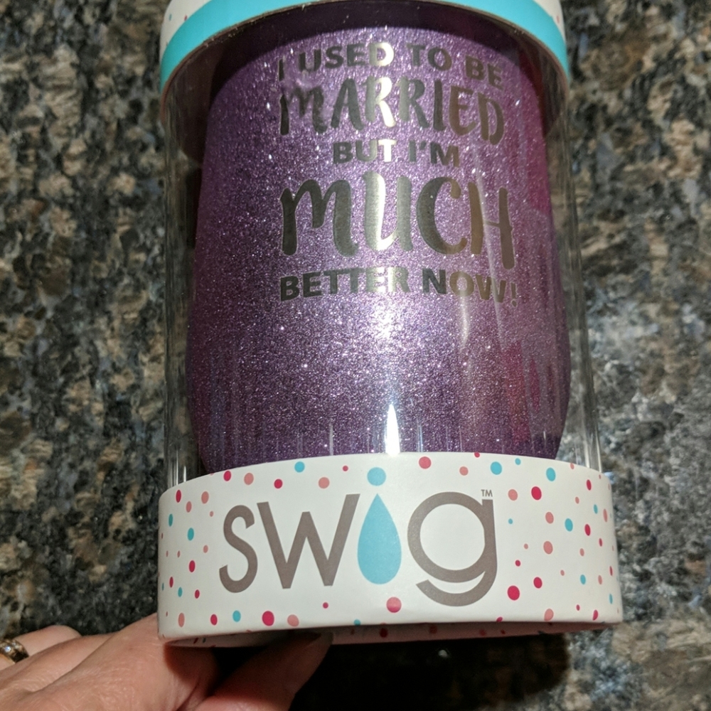 SWIG wine tumbler